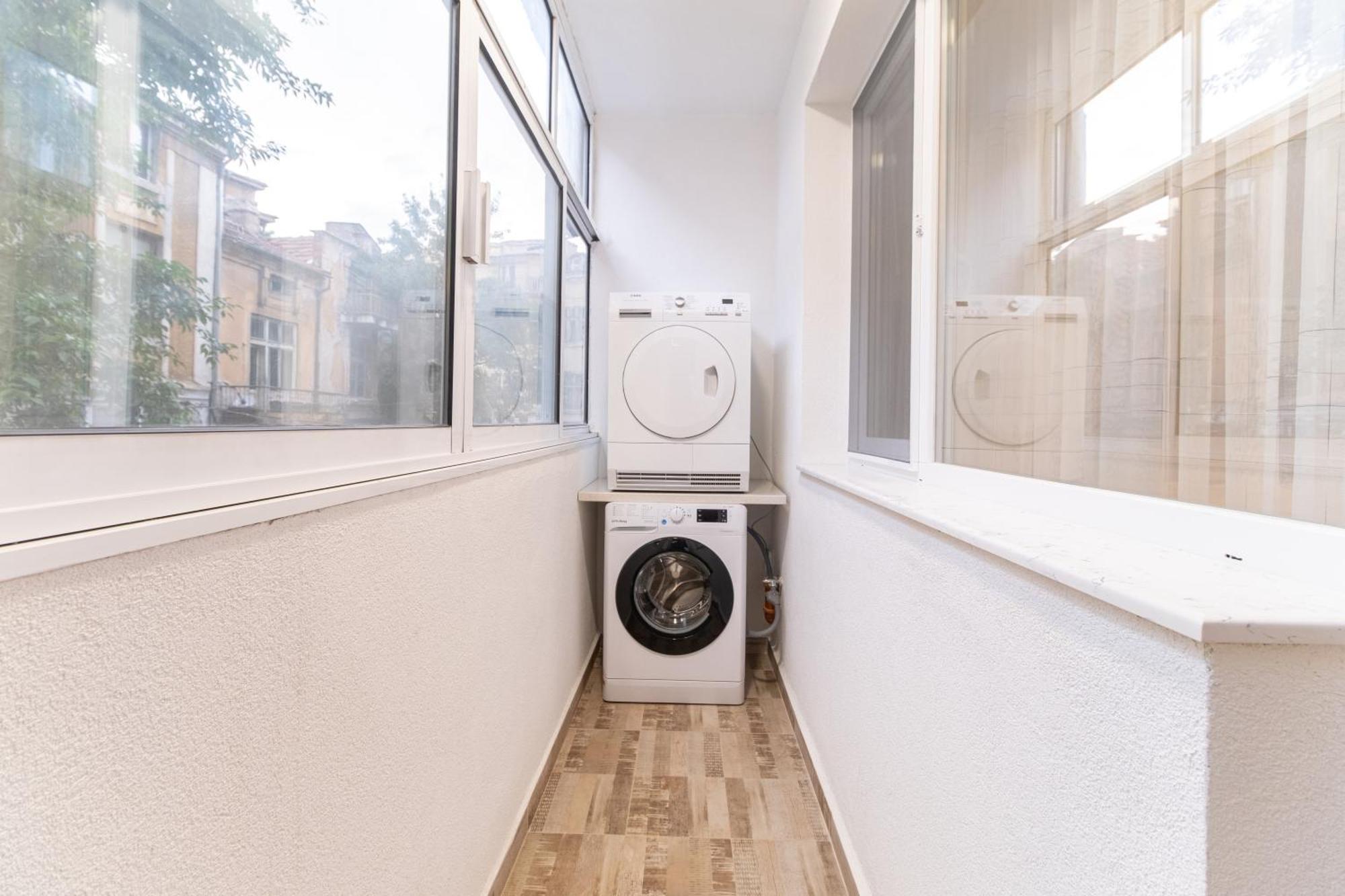 Heart Of The City 2-Bedroom Apartment プロヴディフ エクステリア 写真